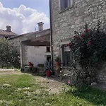 Casa Vitiolo - Parte Sinistra Montemaggio