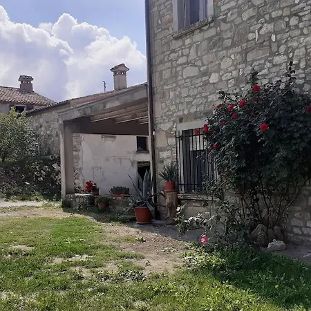 Casa Vitiolo - Parte Sinistra Montemaggio