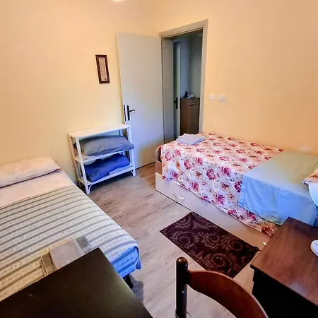 Casa Vitiolo - Parte Sinistra *