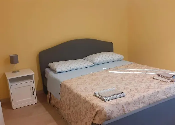 Casa Vitiolo - Parte Sinistra Montemaggio