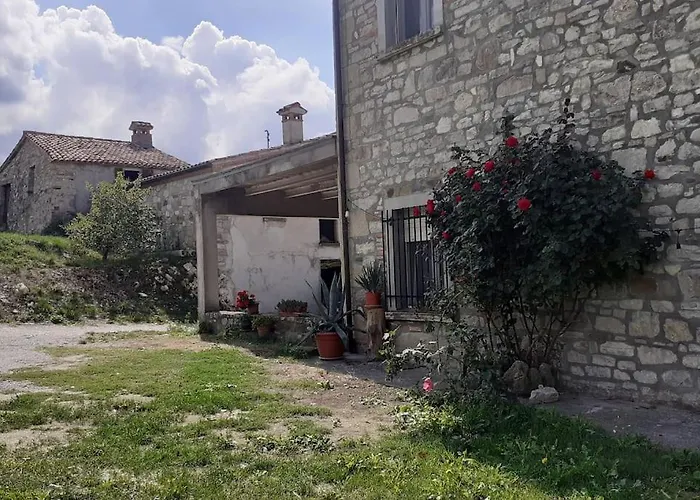 Casa Vitiolo - Parte Sinistra Montemaggio
